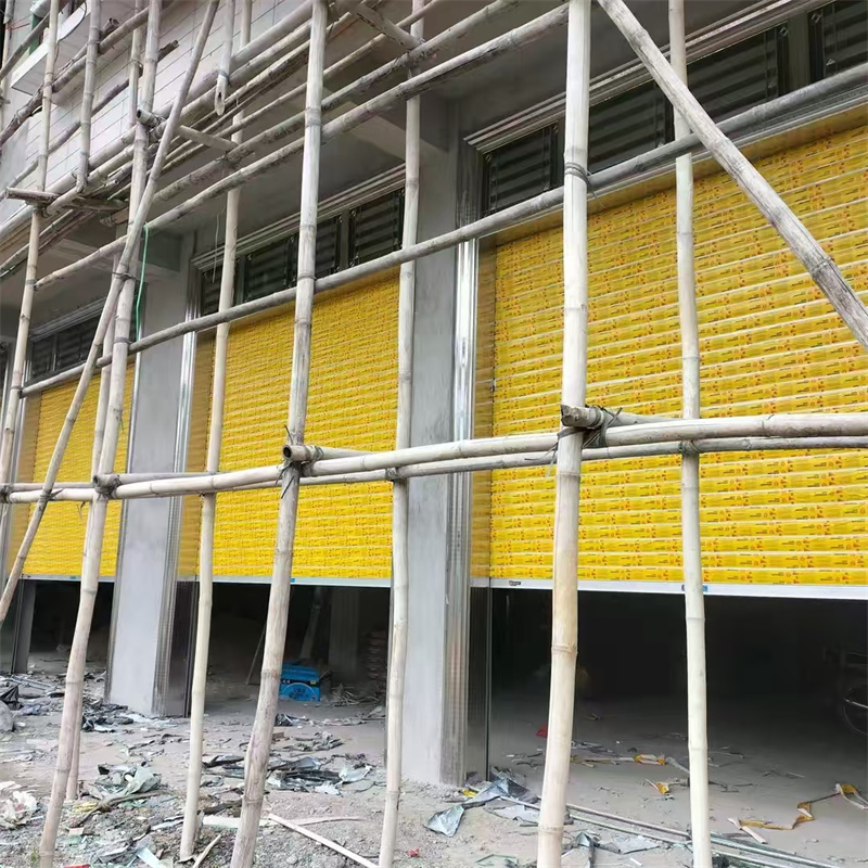 雙（shuāng）層鋁合金卷閘（zhá）門工地現場